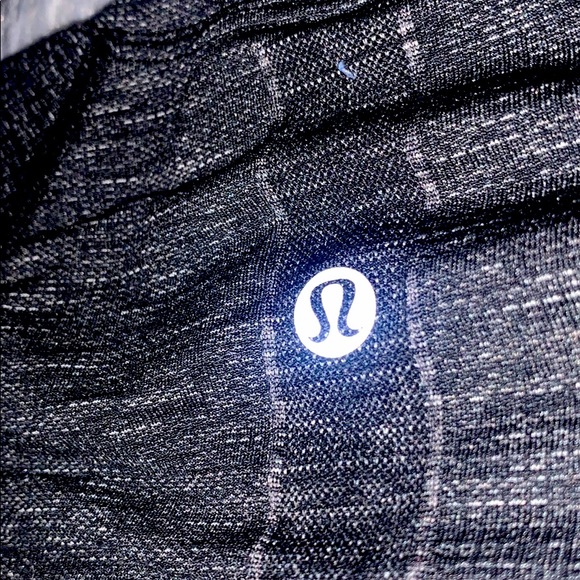 lululemon long sleeve shirt - Picture 2 of 2